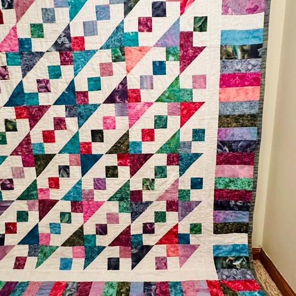 Colorful Patchwork Quilt - Picture 3 of 12